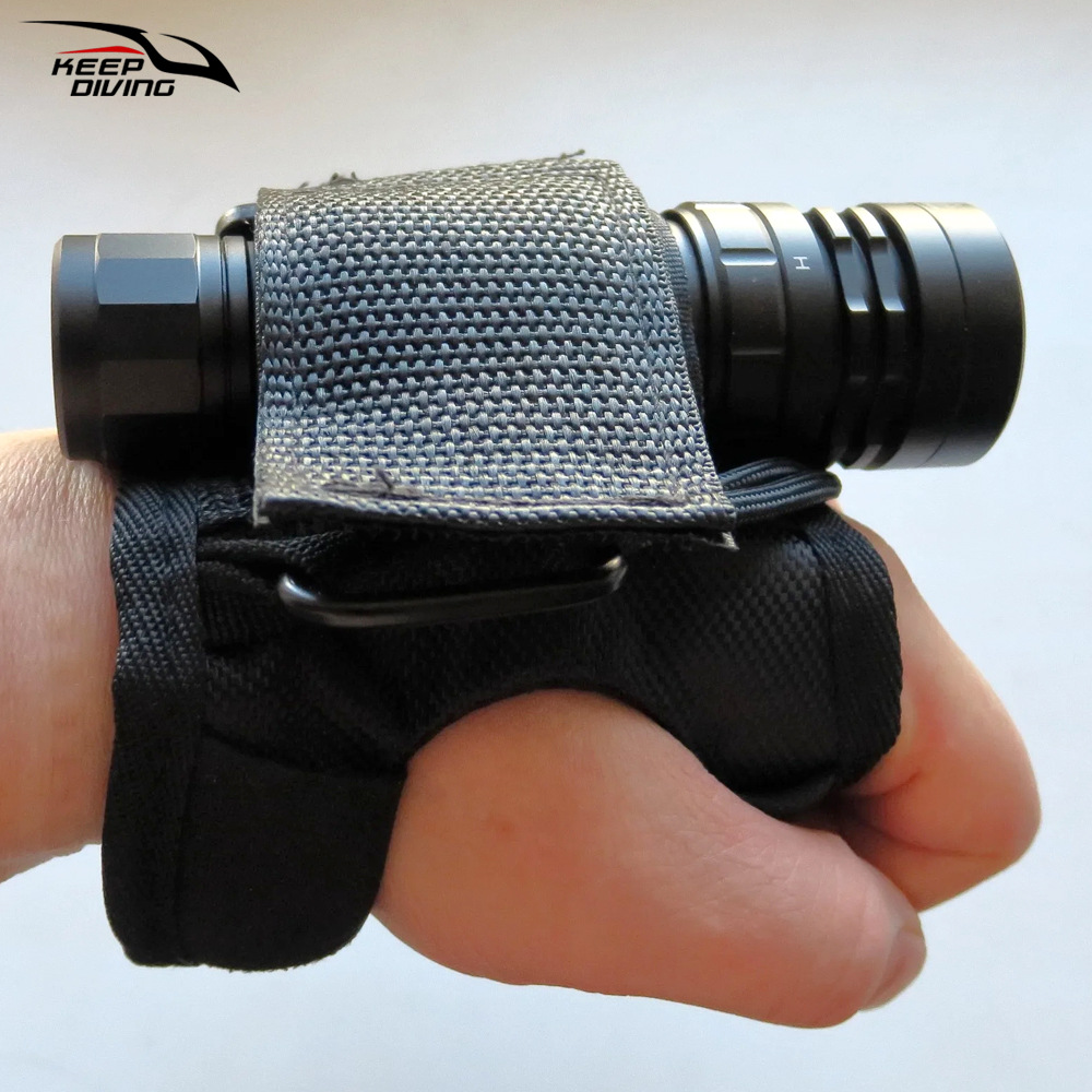 Uchwyt na latarkę LED do rękaw – Underwater Flashlight recenzja i cena